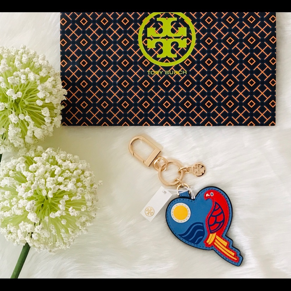 *SOLD* Tory Burch Heart Parot Keyfob Bag Charm♥️